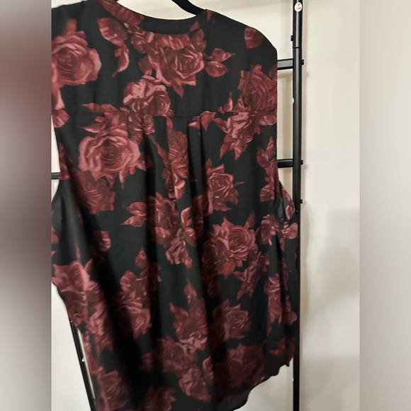 Torrid dress shirt 4xl - Picture 3 of 3